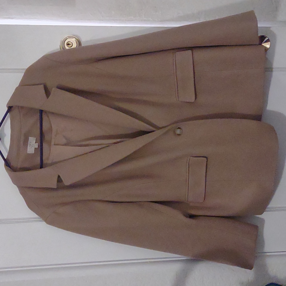 NWOT LOFT | Tan Blazer